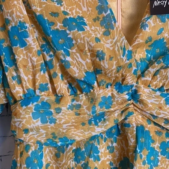 Nasty Gal NWT Romper Floral Chiffon V Neck Puff Sleeve Playsuit Sz 6 Vacation - Picture 8 of 16